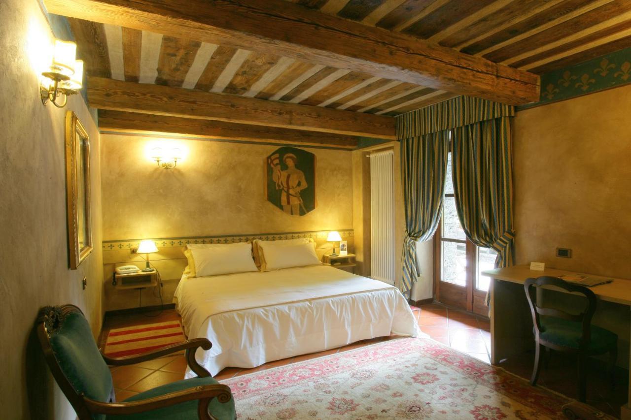 Relais Mont Blanc Hotel & Spa La Salle Esterno foto