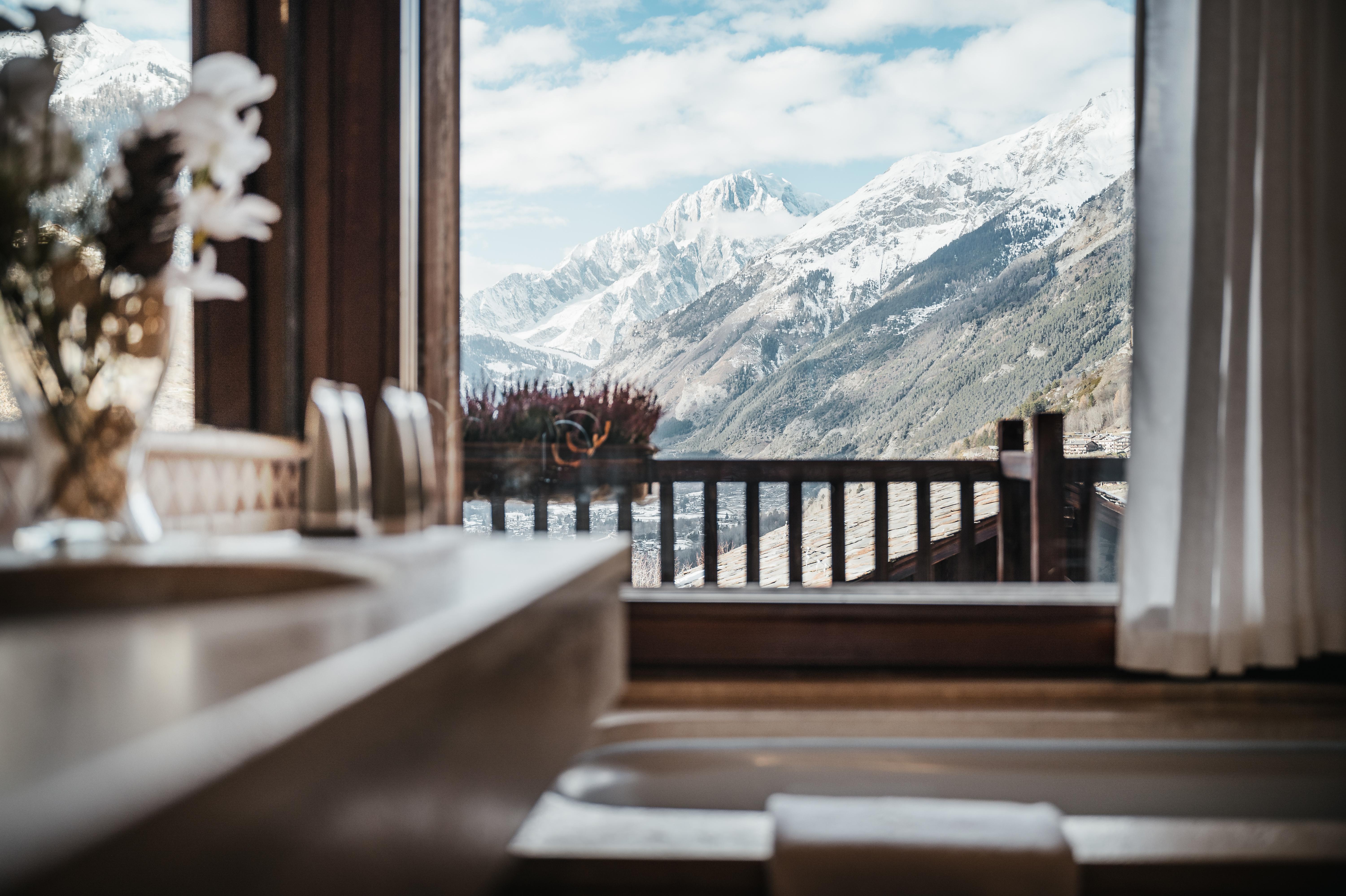 Relais Mont Blanc Hotel & Spa La Salle Esterno foto