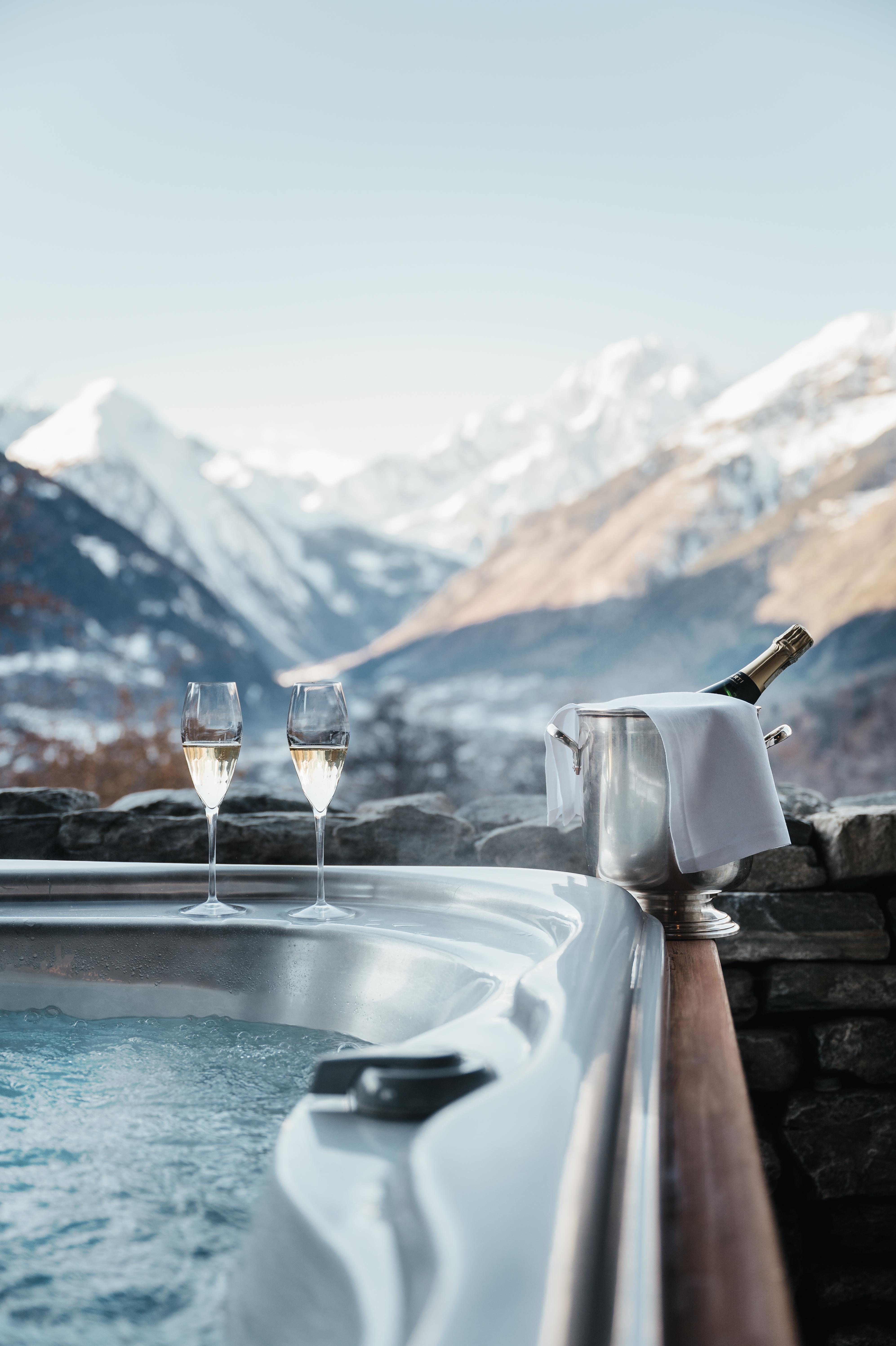 Relais Mont Blanc Hotel & Spa La Salle Esterno foto
