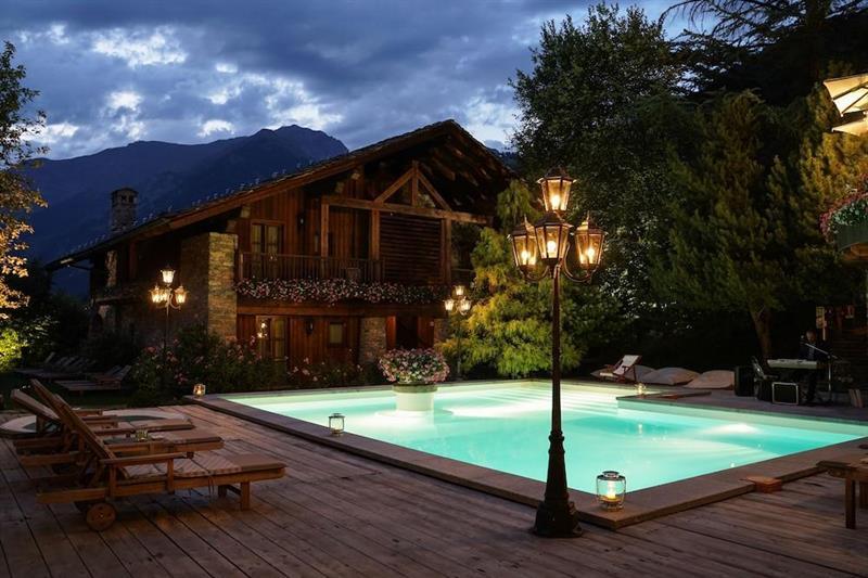 Relais Mont Blanc Hotel & Spa La Salle Esterno foto